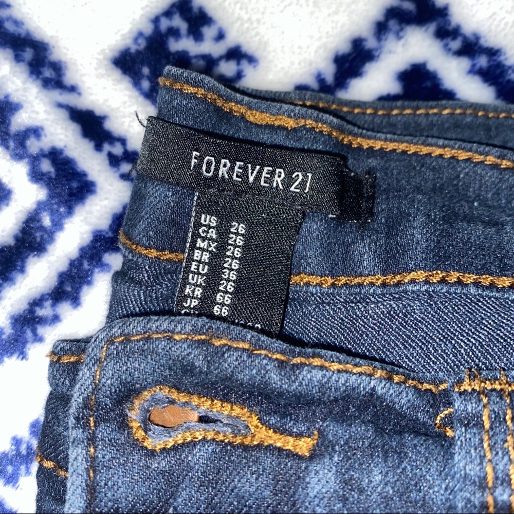 Forever 21 Jeans - Picture 2 of 2